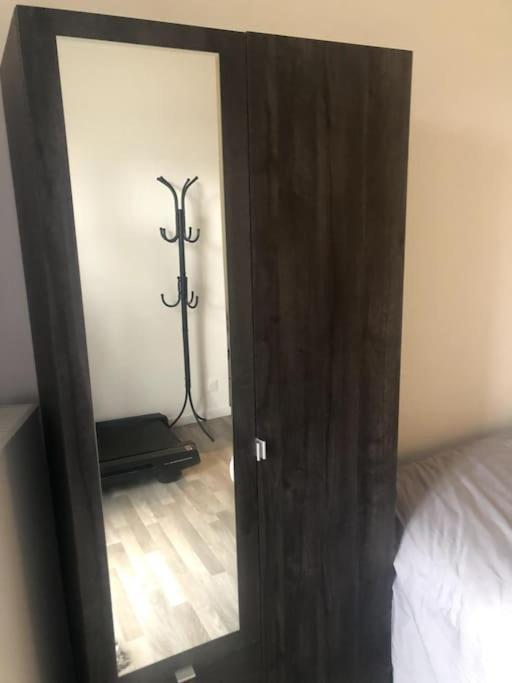 Jolie Chambre A Nanterre Prefecture Proche La Defense Arena Campus Sncf Et Paris מראה חיצוני תמונה